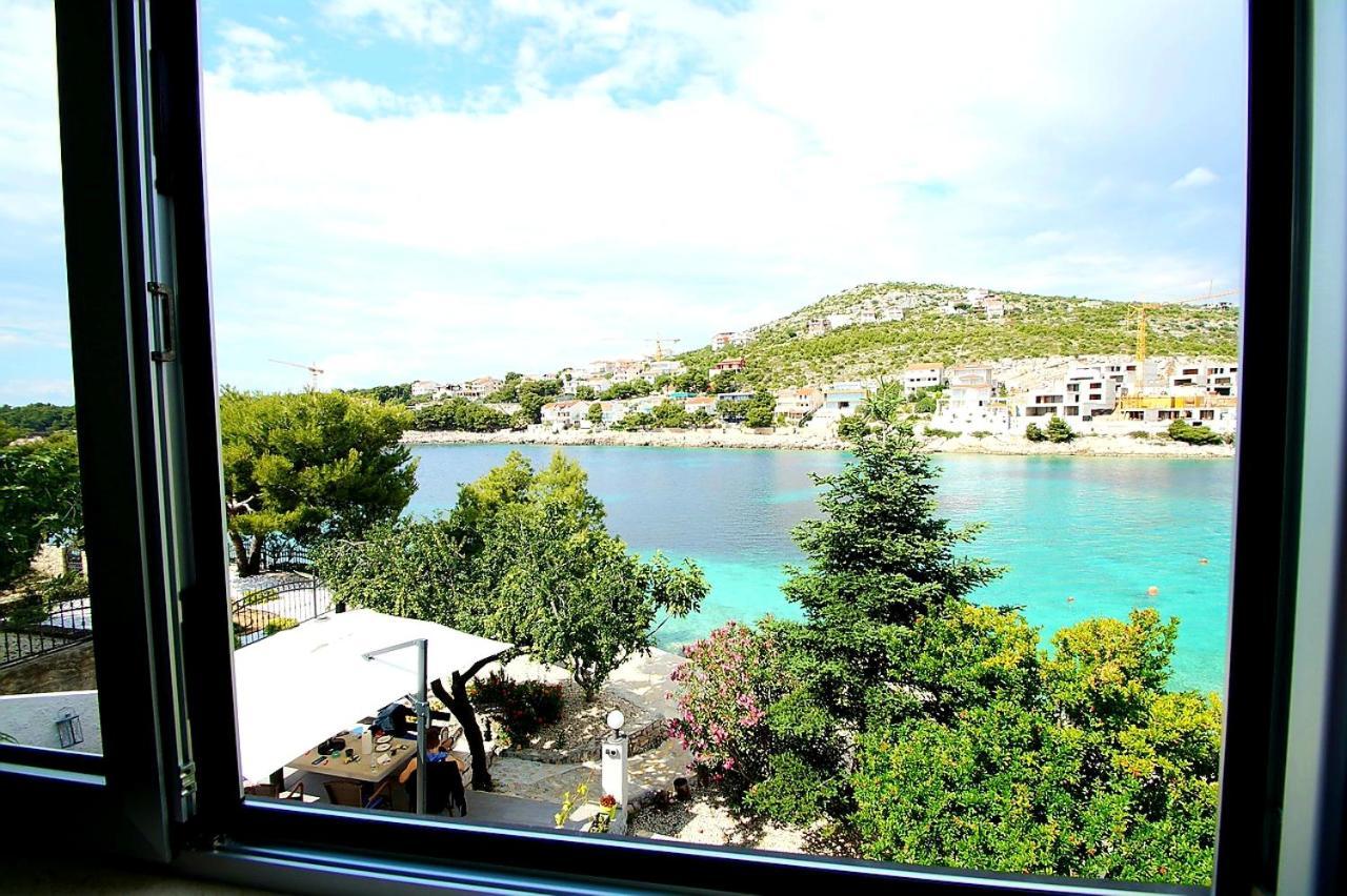 Apartments Petrovic พรีมอชเตน ภายนอก รูปภาพ